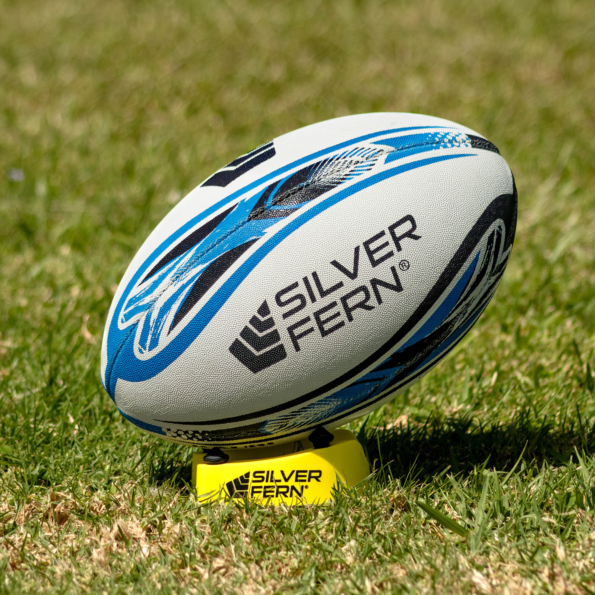 Silver Fern League Kauri Match Size 5, Lifestyle shot, sitting on a kicking tee
